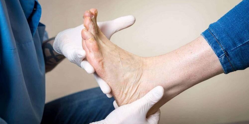 How a Podiatrist Can Help Manage Foot Problems