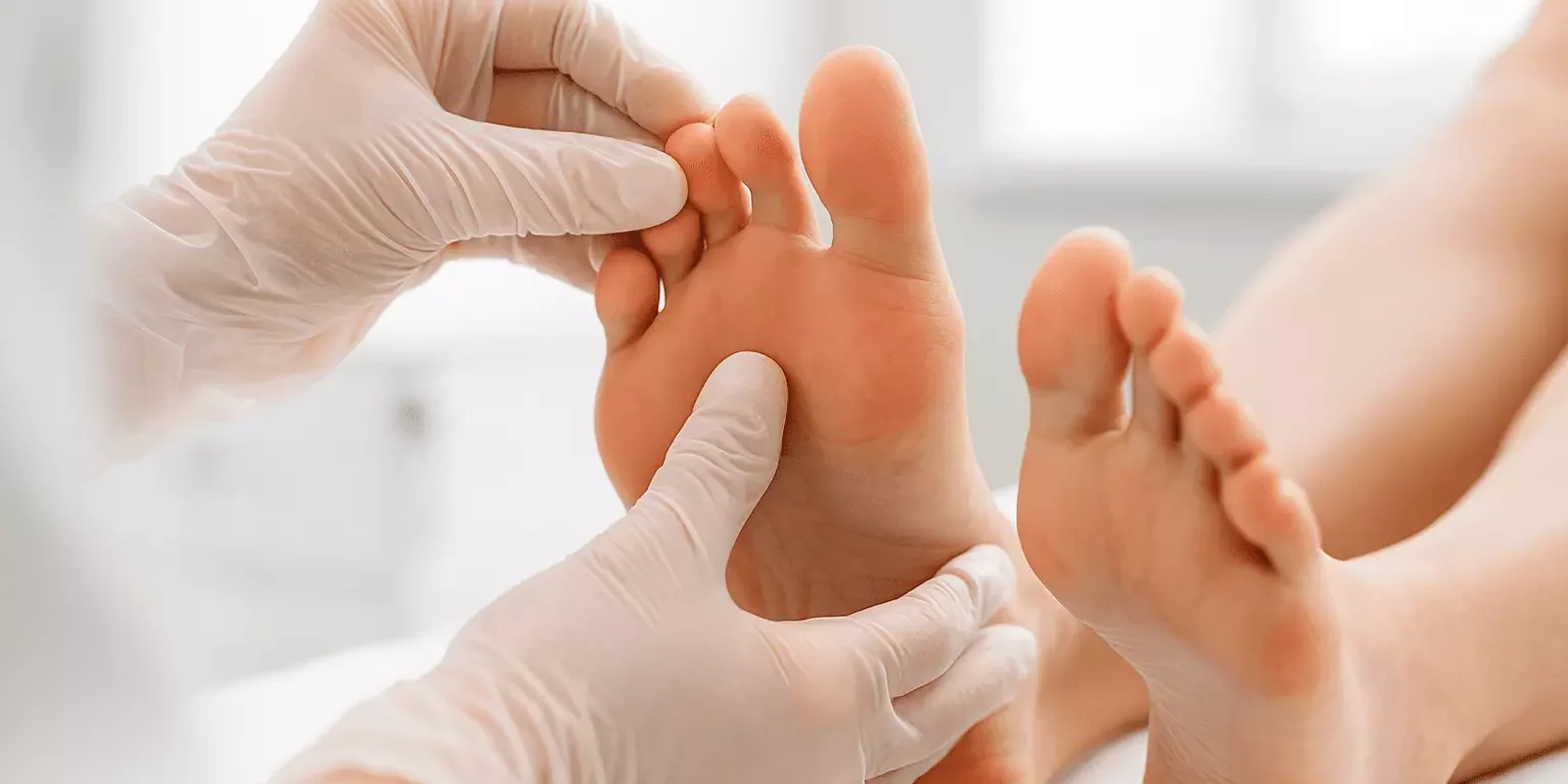 Signs You Should Consult a Podiatrist for Foot Pain