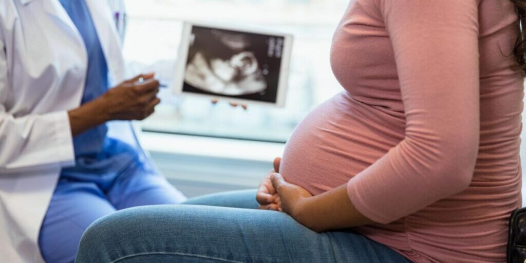 Signs You Should Visit a Gynecologist