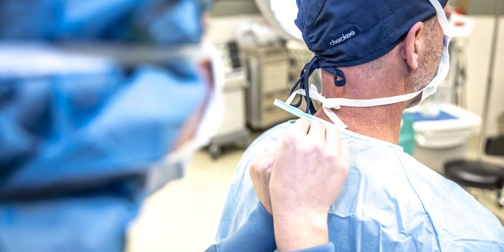 Understanding the Role of a General Surgeon in Surgical Procedures
