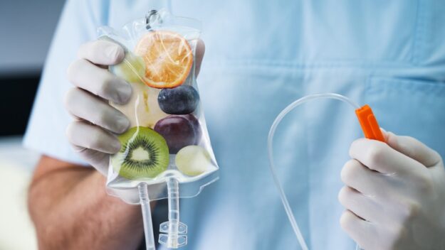 What To Know About IV Vitamin Therapy